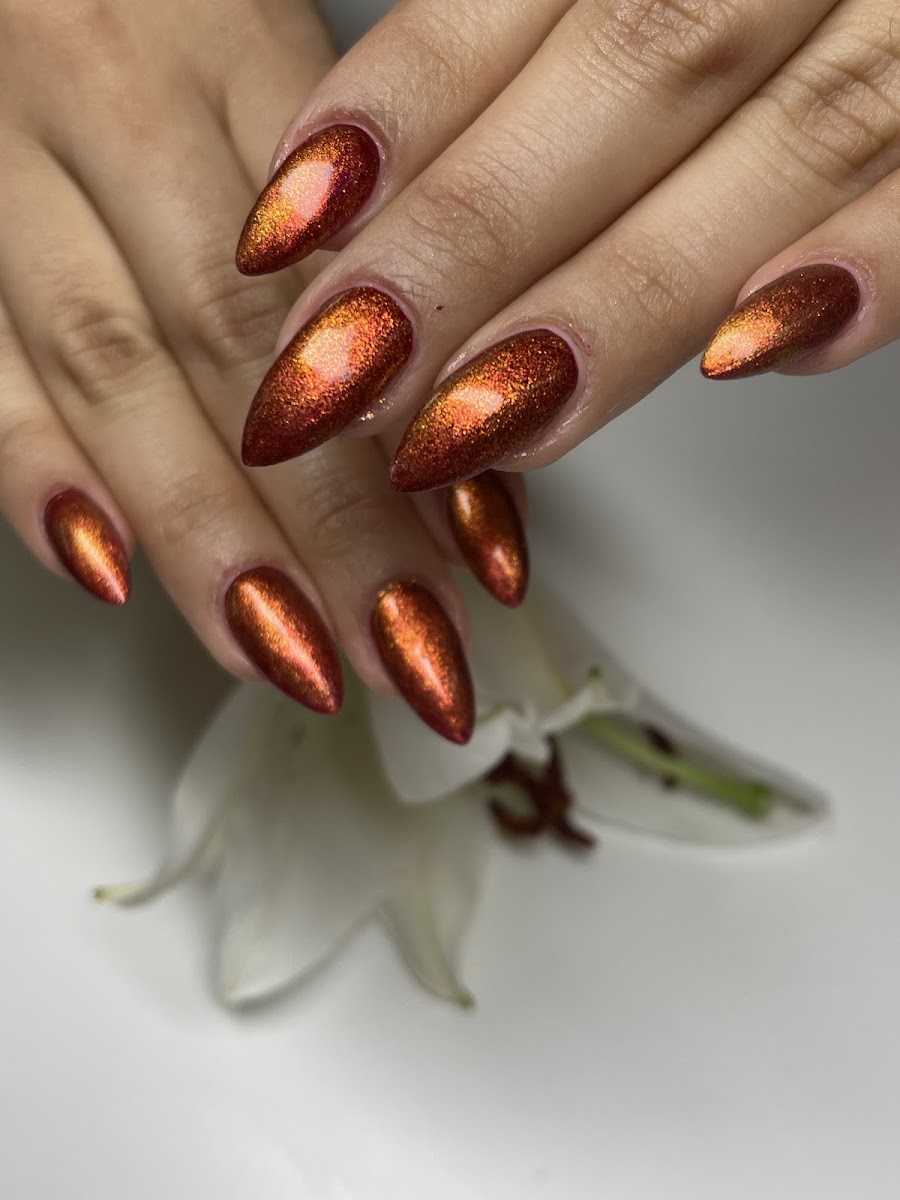 Chrome-Nailart in Kupfer-Orange